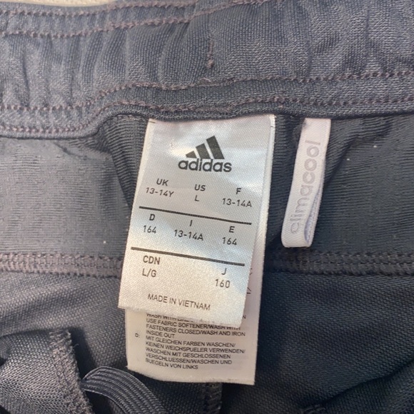 ADIDAS pants no label size large - Picture 5 of 6